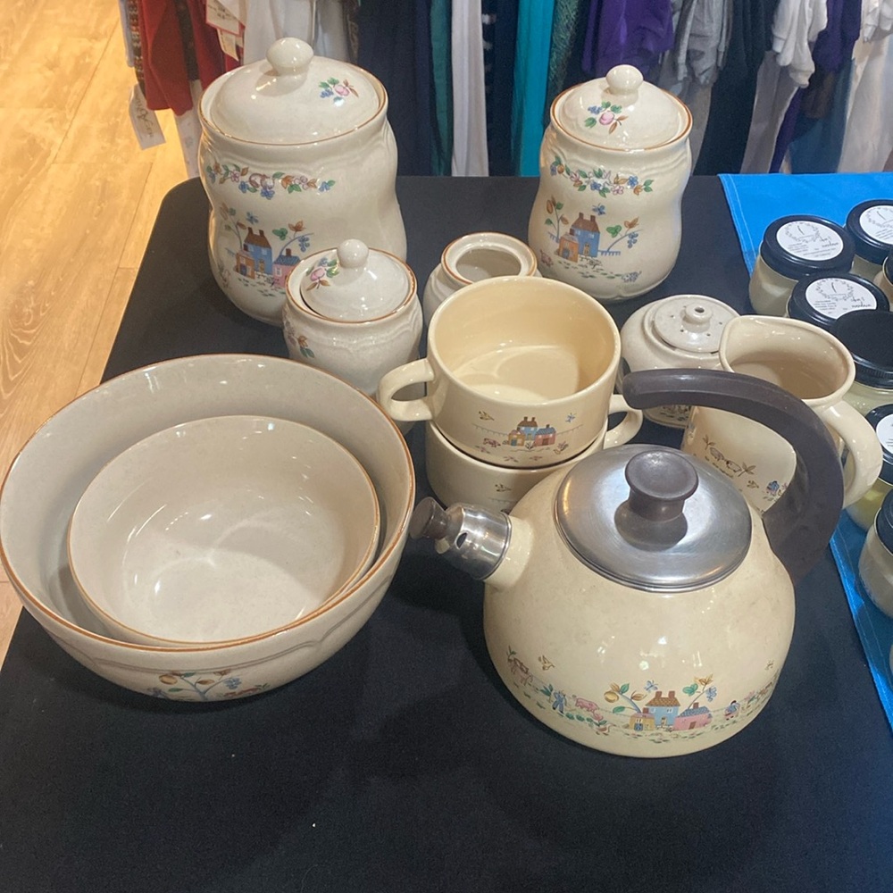 11 piece Glass Tea set.